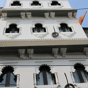 2* Maison d'hôtes Mewar Avenue
